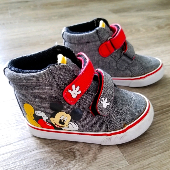 Other - Shoes with Mickey Mouse theme size 5